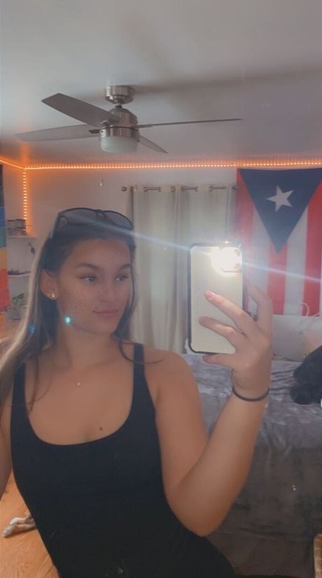 catrinaarroyo onlyfans content type