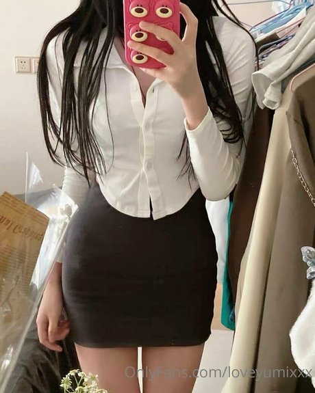 loveyumixxx onlyfans nudes