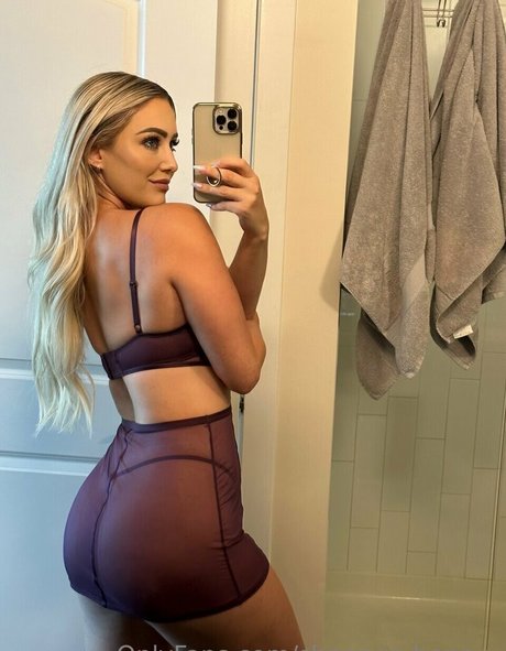 Shannon Henry nude leak onlyfans