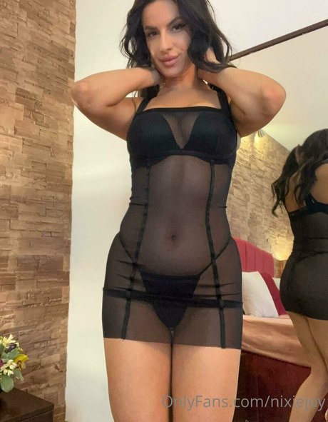 nixiejoy onlyfans lesk