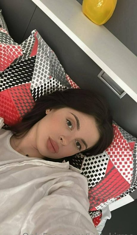 kira kirraa onlyfans porn