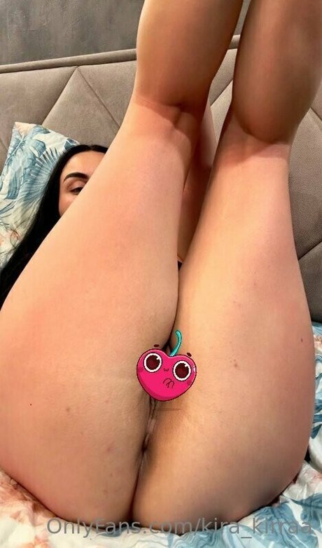 kira kirraa onlyfans model photo