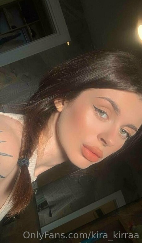 kira kirraa onlyfans sextape