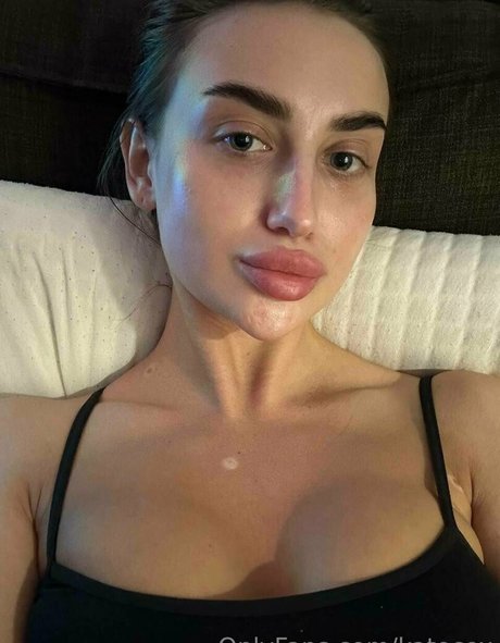 katecox onlyfans nudes