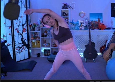 Millie Mossiae naked onlyfans leaks