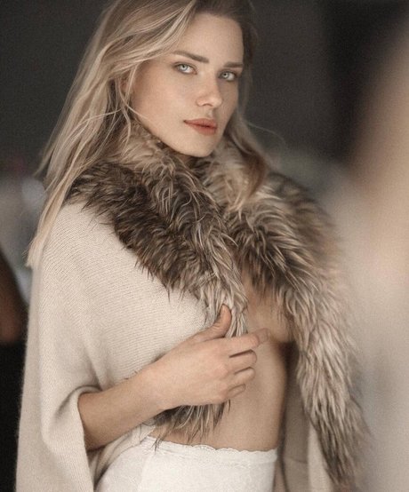 Eve Tsur onlyfans naked leaks