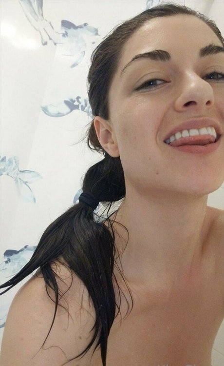 KiraChats onlyfans leaks porn