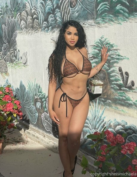 sheismichaela leaked onlyfans photos