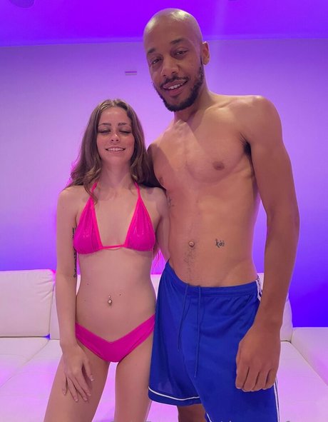 dwaynefoxxx nude onlyfans leaks