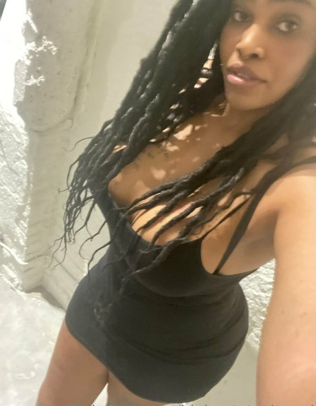 bigbootytechnerd onlyfans naked