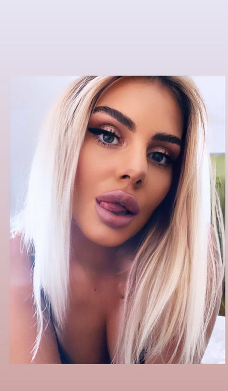 sweetcheeksjuliefree onlyfans leaked