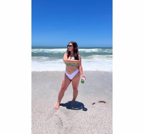 Veronica Correia only fans photos