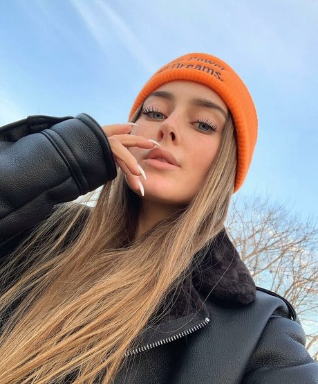 Effy Palarya onlyfans nudes leak