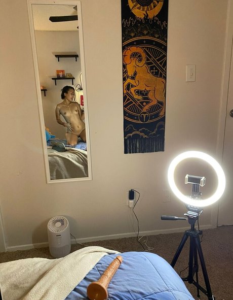 hotinlejungle free onlyfans