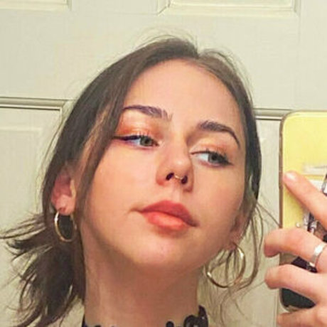 mayasingsfree onlyfans model photo