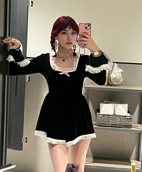 Kailee Morgue onlyfans photos