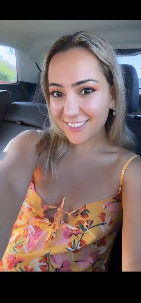 Selina Amini onlyfans sex tape