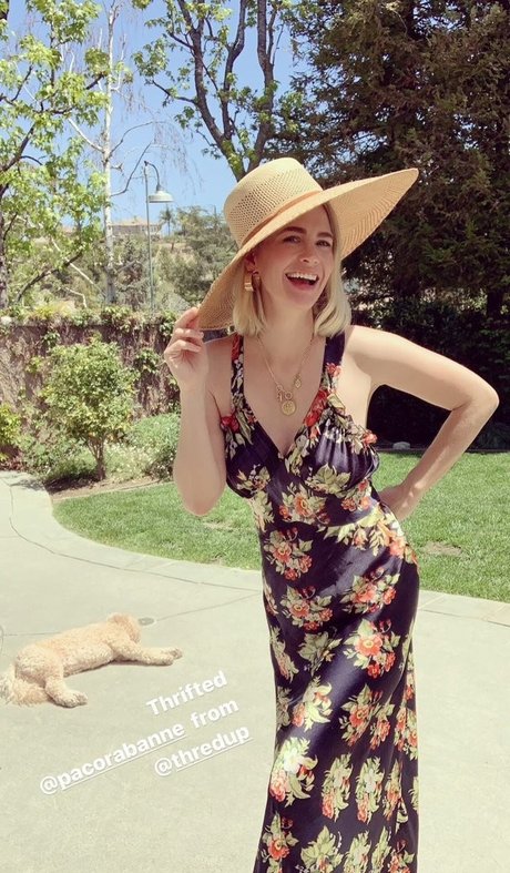 January Jones onlyfans naked leak