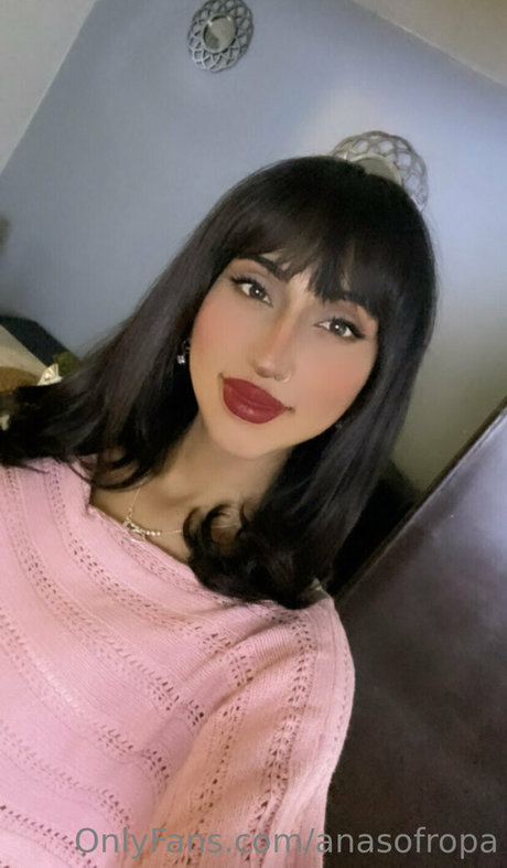 anasofropa naked onlyfans