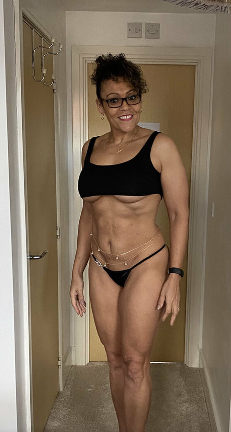 morefunwithdee onlyfans nudes leaked