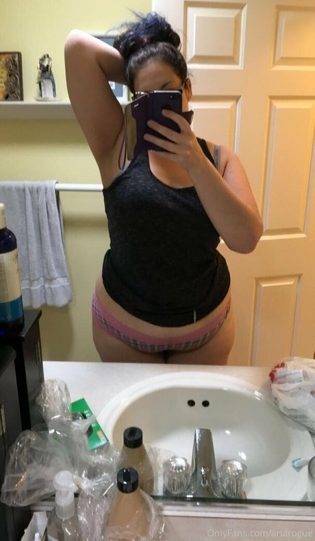 ariarogue onlyfans.