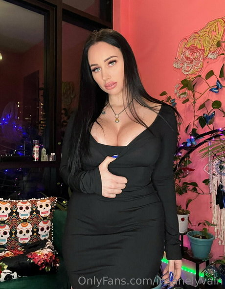 insanelyvain leaked onlyfans.