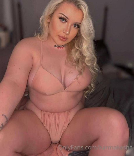 theoliviaskies naked onlyfans