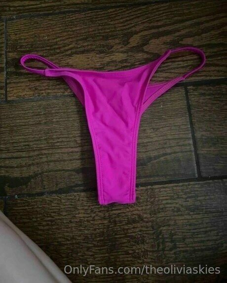 theoliviaskies new onlyfans leaks