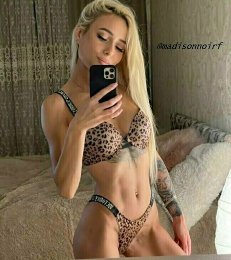 bustykimiko leaks only fans