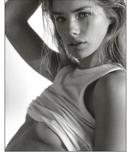 Mari Lederman onlyfans content type