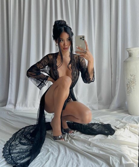 gold gypsy onlyfans boobs