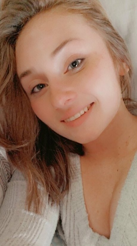 liittleladyfree onlyfans sexy