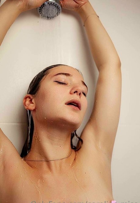 caroline miss onlyfans leaked dirtyship