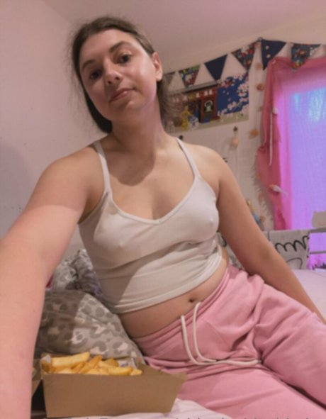 chippiechipsbimbo leaked only fans porn