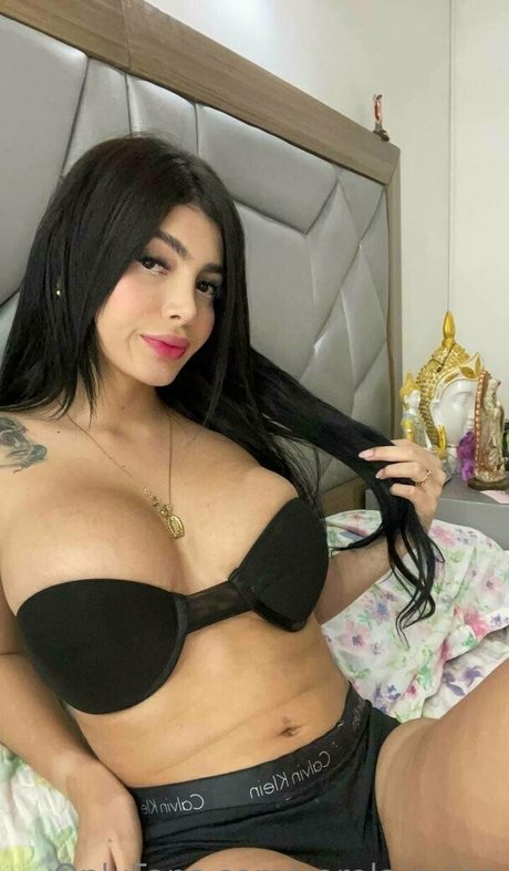 carolainvina onlyfans leak xxx