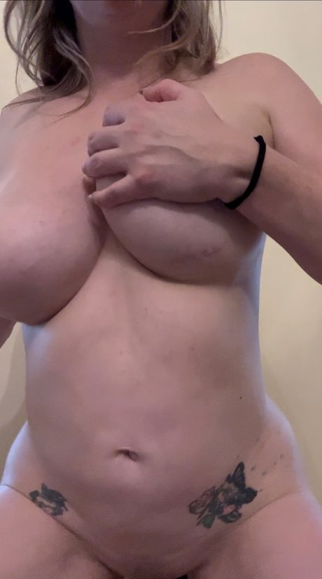 Satin Silk nude leaked onlyfans