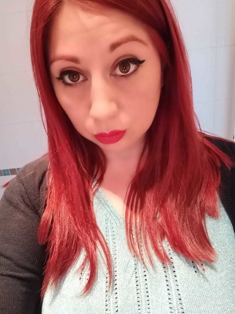 sanzsofya 83 onlyfans nude leaked