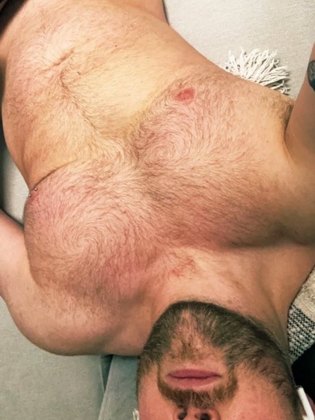 Santanthebear onlyfans leak ass