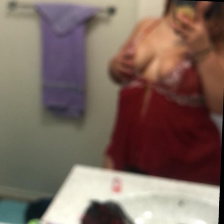 SUNNY SMILES leaked onlyfans nudes