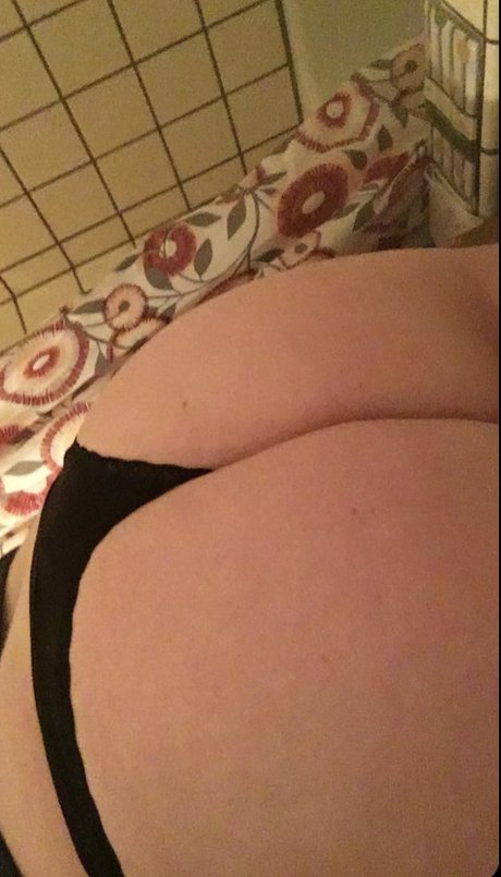 lilmama onlyfans nude photos