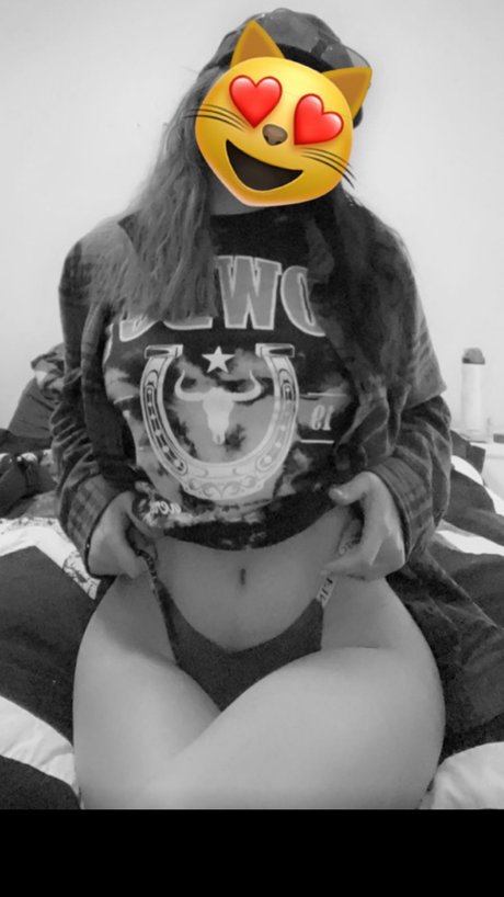 Tiny Temptress_ desnuda onlyfans