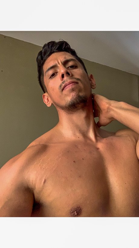 Eduardo Slayer naked onlyfans