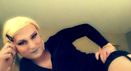 Dovima VanAussen onlyfans archives