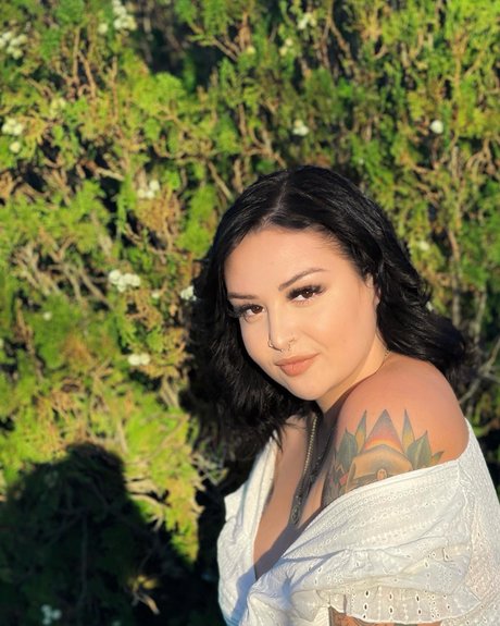 Nirel only fans photos