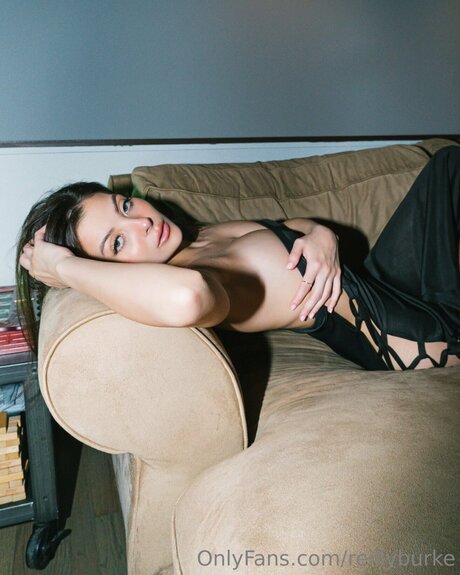Reilly Burke onlyfans content type
