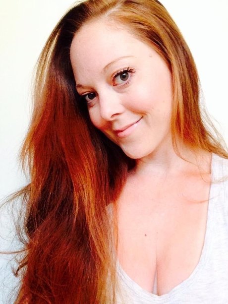 Scarlett Fay onlyfans boobs