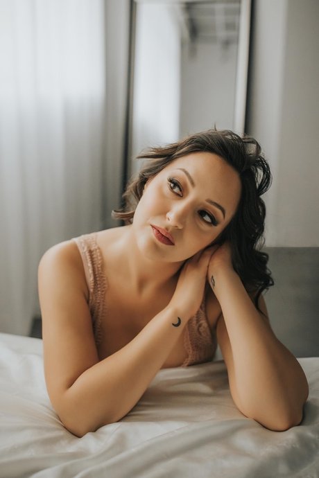 Scarlette Vixen onlyfans pics leaked