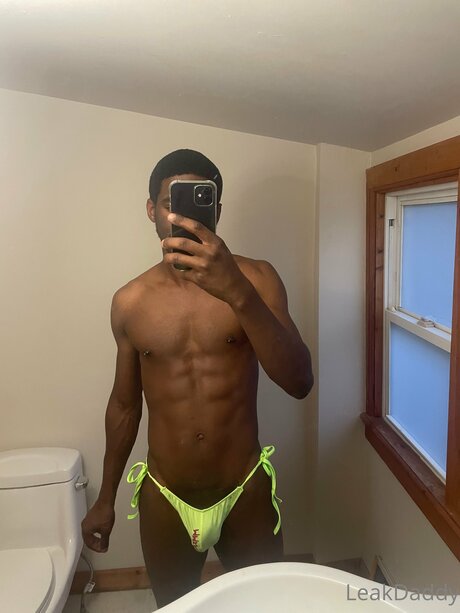 Emperor_ onlyfans public photos