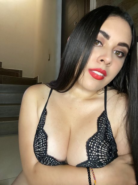 Saymoni nude on onlyfans