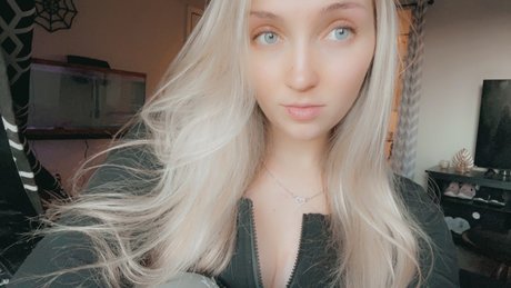 _SavannahBaby_ hot onlyfans